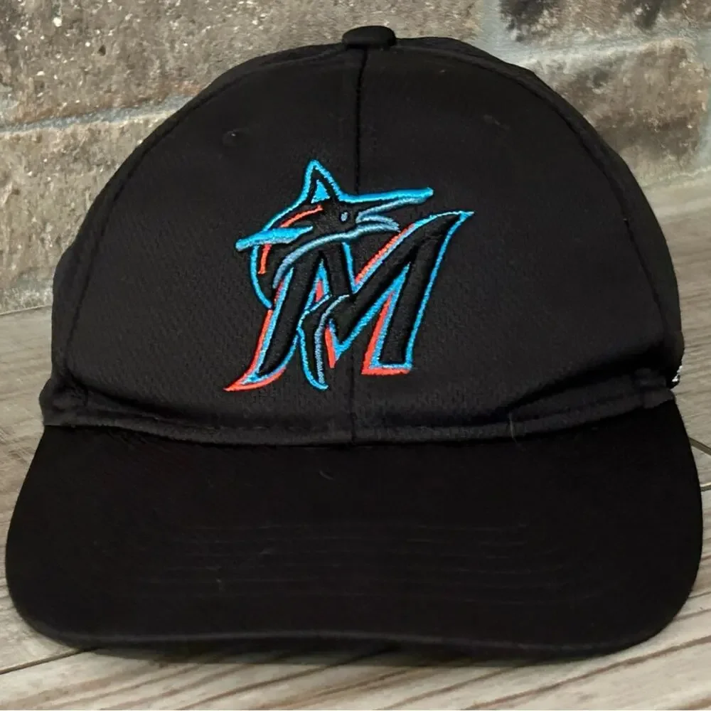 TeamMLB Marlins youth size baseball hat cap black blue team sports